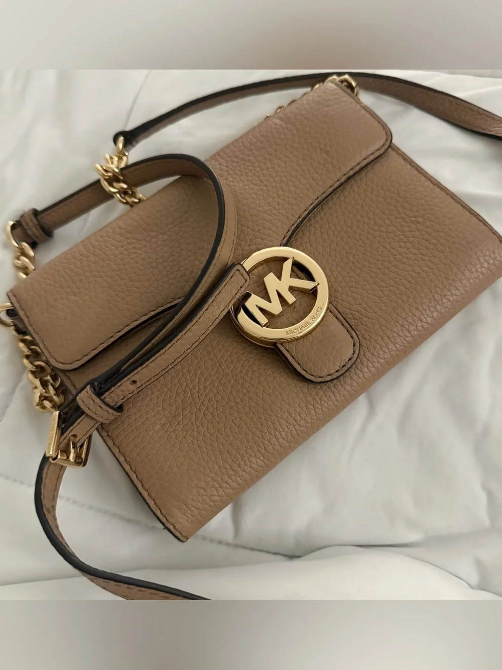 Michael Kors Vanna Crossbody